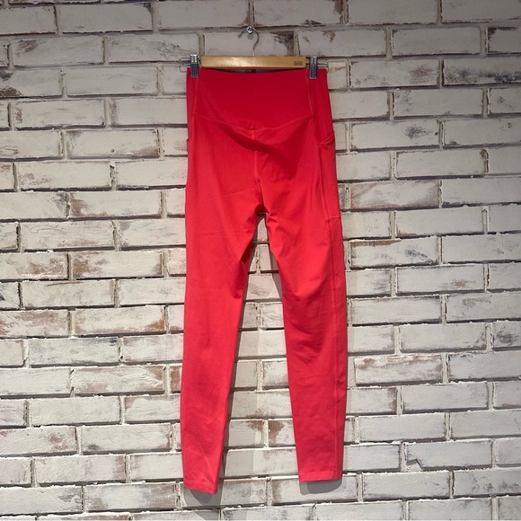 Girlfriend Collective compressive pocket leggings size medium - Picture 5 of 6